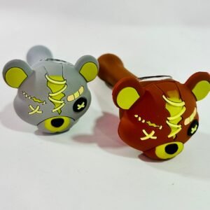 Pipa - Oso zombie Silicon (Color al azar)