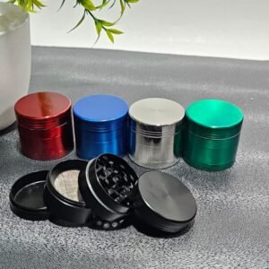 Grinder De Metal – Chico Diametro 40*38mm Cuatro Partes | Colores al azar| 12 Pieza x display